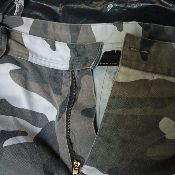 camo cargo pants - Picture 2 of 2